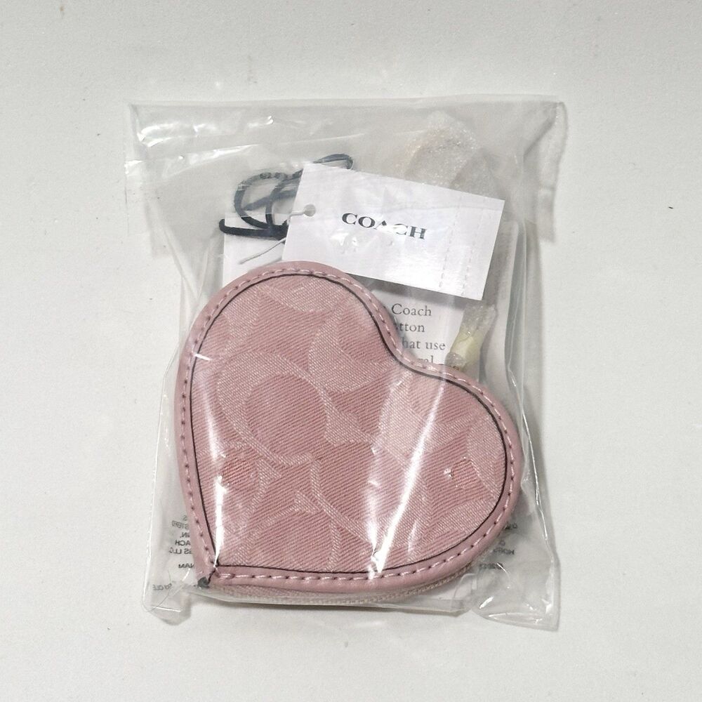 NWT Coach Heart Bag Charm In Signature Denim CEU37 Gold/Light Pink - Picture 3 of 3